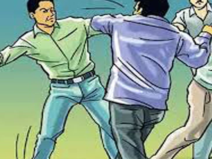 અમદાવાદમાં દારૂ પીવા માટે પૈસા નહીં આપતાં દીકરાએ માતા-પિતાને માર માર્યો | In Ahmedabad, the son beat up his parents for not giving them money to drink alcohol